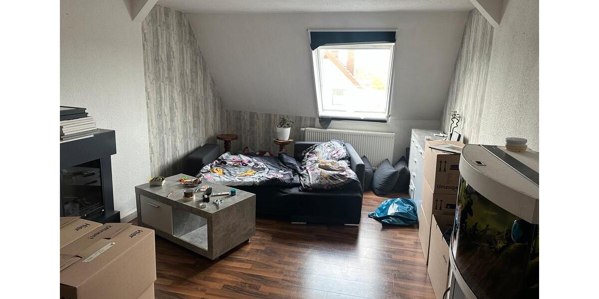 Dachgeschoßwohnung Altenbeken - 4 Zimmer, 108 m&sup2;, 750&euro; | Angebot:26446404