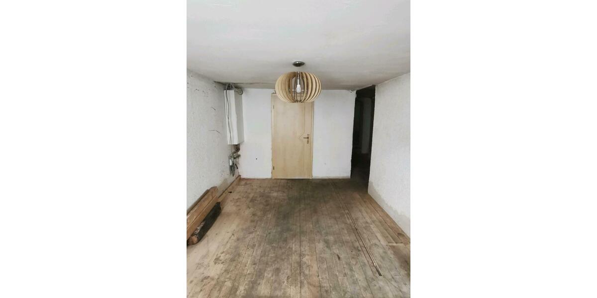 Einfamilienhaus Horn-Bad Meinberg Bad Meinberg - 8 Zimmer, 155 m&sup2;, 65.000&euro; | Angebot:25063637