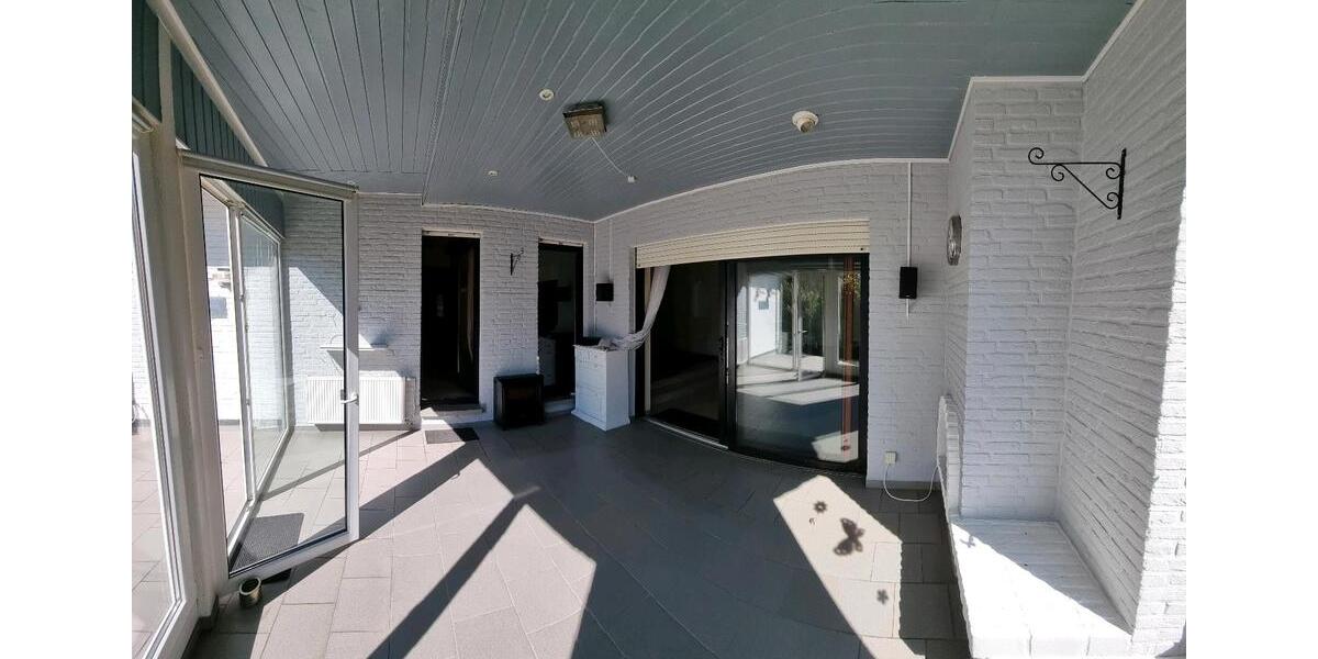 Erdgeschoßwohnung Schloß Holte-Stukenbrock Stukenbrock - 3 Zimmer, 149 m&sup2;, 1.050&euro; | Angebot:26402861