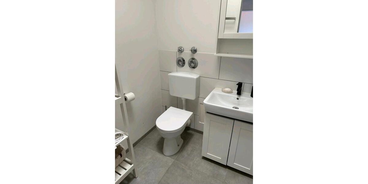 Dachgeschoßwohnung Schloß Holte-Stukenbrock Stukenbrock - 2 Zimmer, 27 m&sup2;, 68.000&euro; | Angebot:26814675