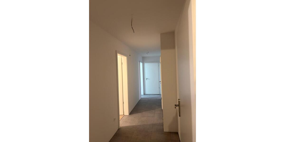 Erdgeschoßwohnung Bad Wünnenberg - 2.5 Zimmer, 81 m&sup2;, 743&euro; | Angebot:24869997