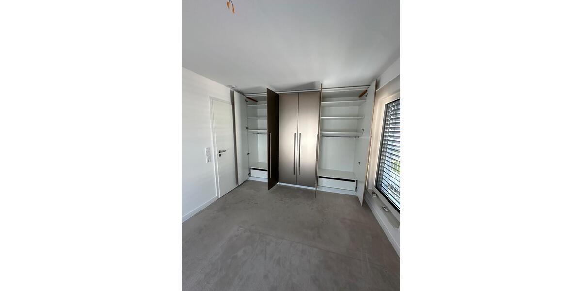 Einfamilienhaus Detmold - 3 Zimmer, 142 m&sup2;, 1.470&euro; | Angebot:26223551