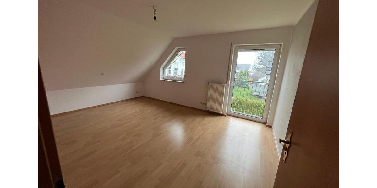Maisonettenwohnung Delbrück - 3 Zimmer, 120 m&sup2;, 980&euro; | Angebot:26478125