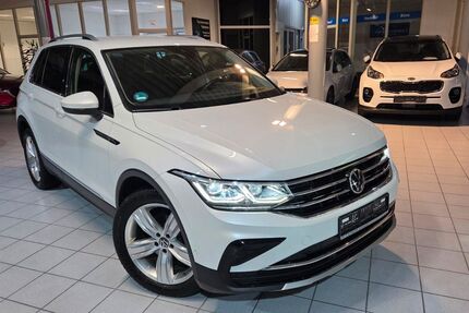 VW Tiguan 150.000 km 22.499 &euro; Salzkotten 33154
