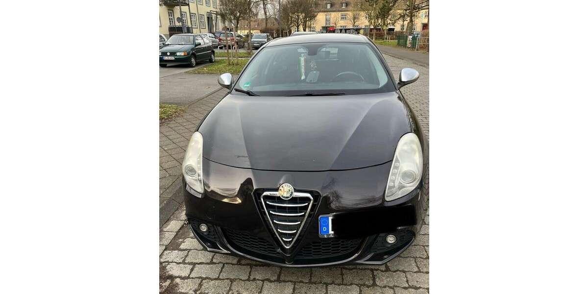 Alfa Romeo Giulietta 207.000 km 4.500 € Lippstadt 59555