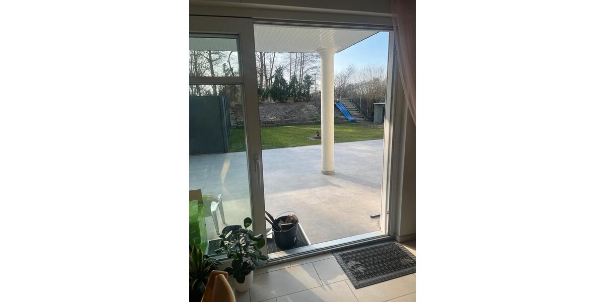 Erdgeschoßwohnung Verl - 3 Zimmer, 90 m&sup2;, 1.250&euro; | Angebot:25384553