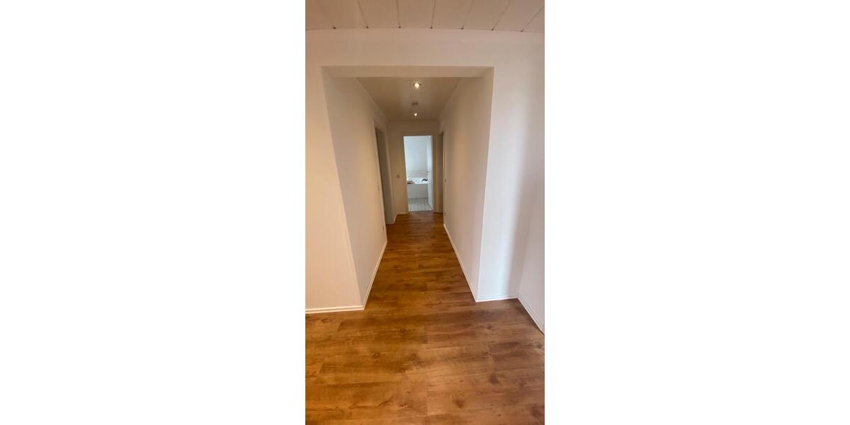 Etagenwohnung Geseke - 3 Zimmer, 83 m&sup2;, 622&euro; | Angebot:27624005