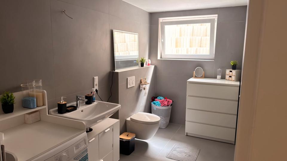 Etagenwohnung Paderborn Neuenbeken - 2 Zimmer, 60 m&sup2;, 700&euro; | Angebot:27580939
