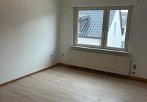 Frisch renovierte 3 Zimmer Wohnung mit Balkon in Paderborn