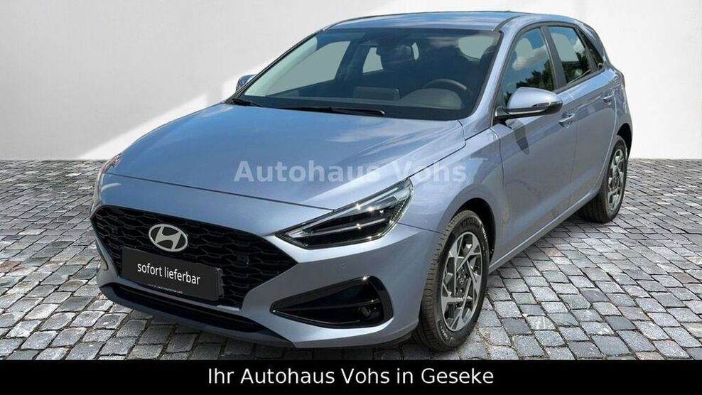 i30