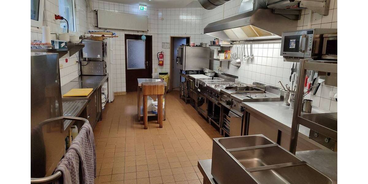 Gewerbeobjekt Nieheim - 1 Zimmer, 650.000&euro; | Angebot:25663409