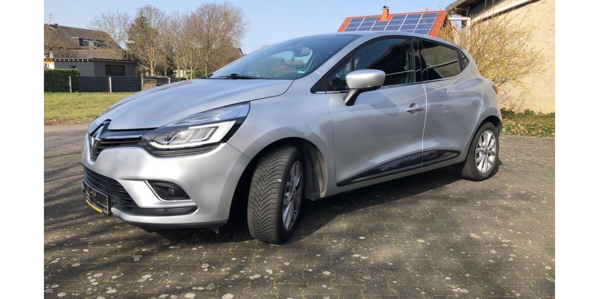 Renault Clio 25.883 km 12.800 &euro; Salzkotten 33154