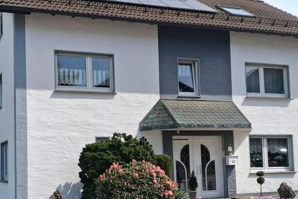 Haus Altenbeken - 10 Zimmer, 300 m&sup2;, 505.000&euro; | Angebot:26758727