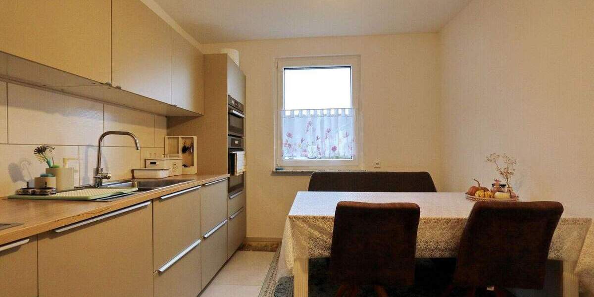 Reihenmittelhaus Marsberg / Niedermarsberg Niedermarsberg - 4 Zimmer, 80 m&sup2;, 160.000&euro; | Angebot:25701939