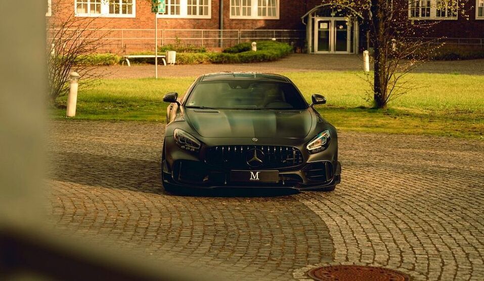 AMG GT R