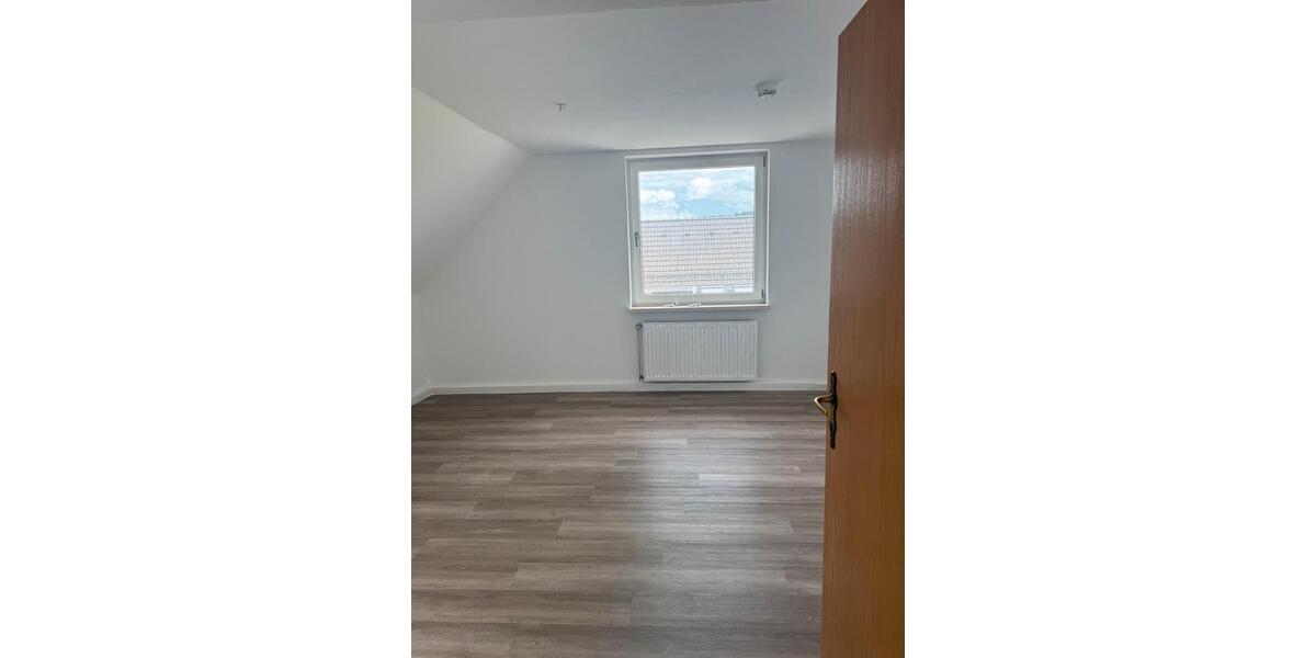 5-Zimmer Maisonettenwohnung mit Balkon in Bad Driburg 5 zimmer