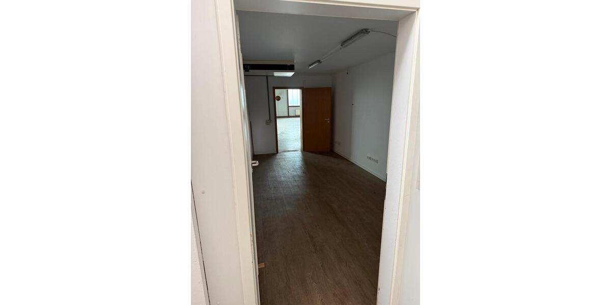 Gewerbeobjekt Detmold Hiddesen - 3.500&euro; | Angebot:25908968