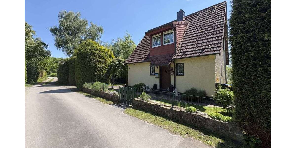 Einfamilienhaus Detmold Hakedahl - 3 Zimmer, 100 m&sup2;, 289.000&euro; | Angebot:26885064