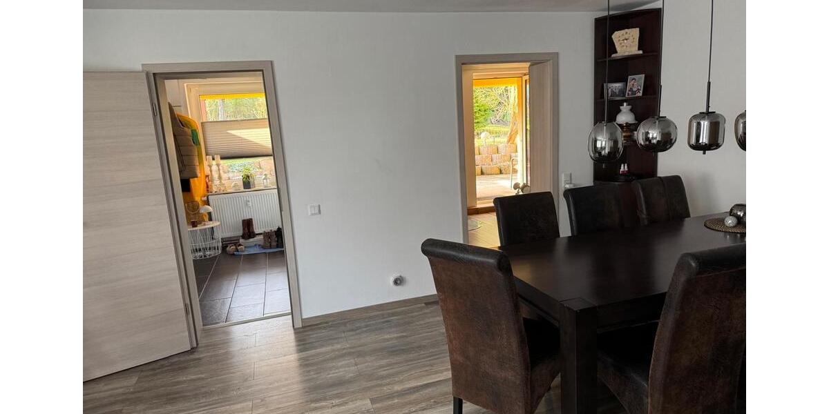 Einfamilienhaus Horn-Bad Meinberg Bad Meinberg - 8 Zimmer, 180 m&sup2;, 255.000&euro; | Angebot:25824450