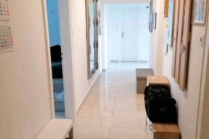 3,5 Zimmer Wohnung mit Balkon zu vermieten