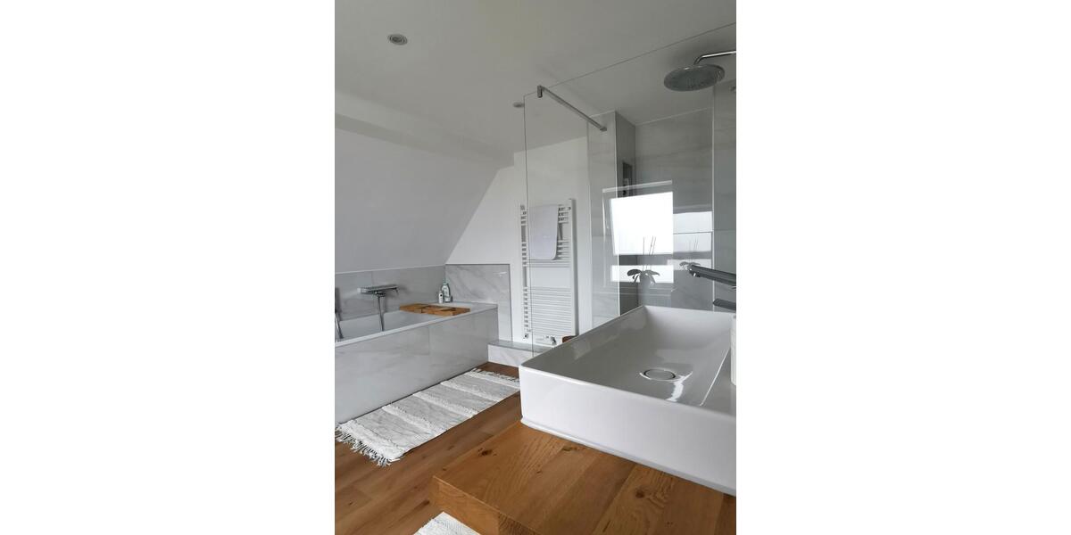 Doppelhaushälfte Detmold Hiddesen - 4 Zimmer, 120 m&sup2;, 1.500&euro; | Angebot:27615053