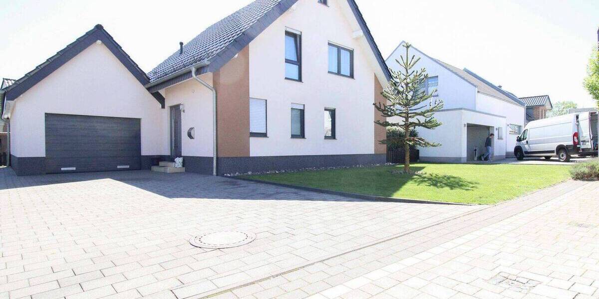 Einfamilienhaus Salzkotten Niederntudorf - 4 Zimmer, 470.000&euro; | Angebot:26788455