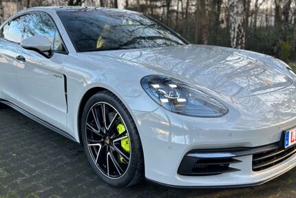 Porsche Panamera 82.500 km 59.900 &euro; Oerlinghausen 33813