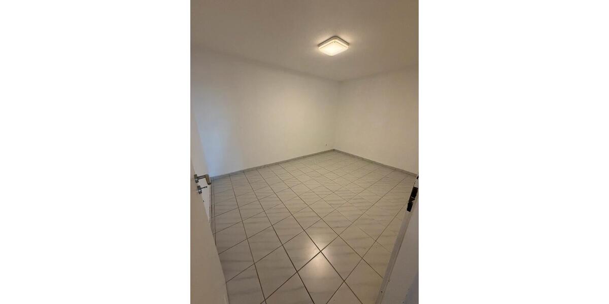 Terrassenwohnung Oerlinghausen - 3 Zimmer, 110 m&sup2;, 280.000&euro; | Angebot:26350139