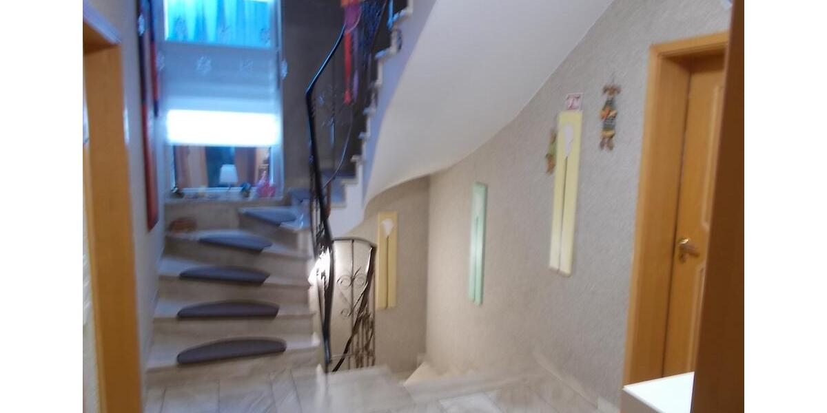 Einfamilienhaus Willebadessen - 5 Zimmer, 150 m&sup2;, 330.000&euro; | Angebot:26090077