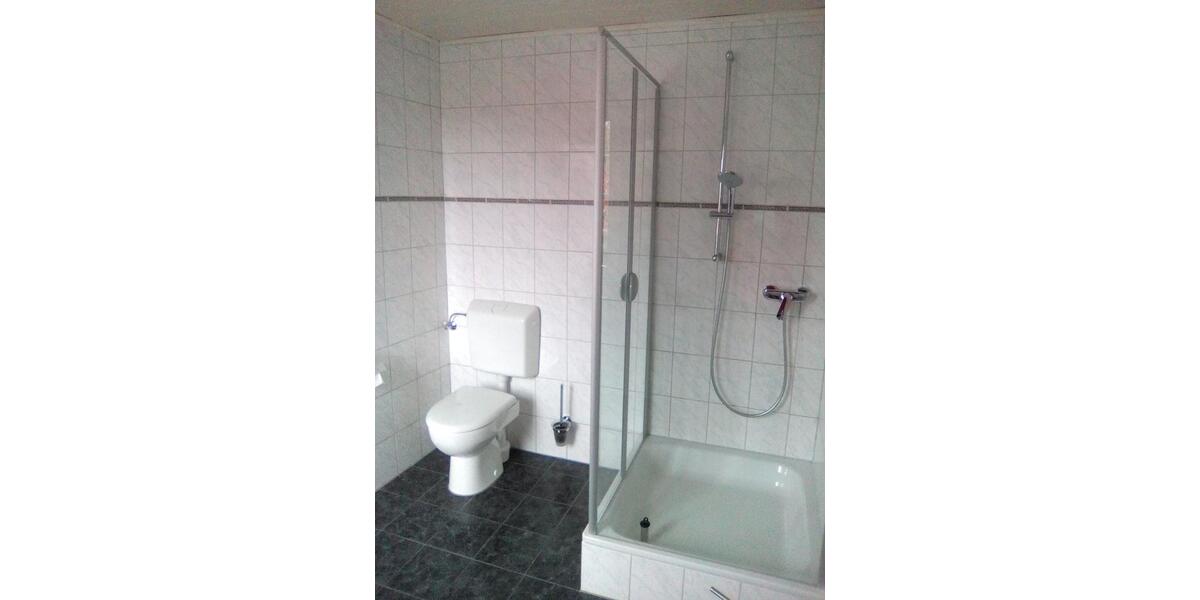 Einfamilienhaus Verl - 6 Zimmer, 141 m&sup2;, 850&euro; | Angebot:25755296