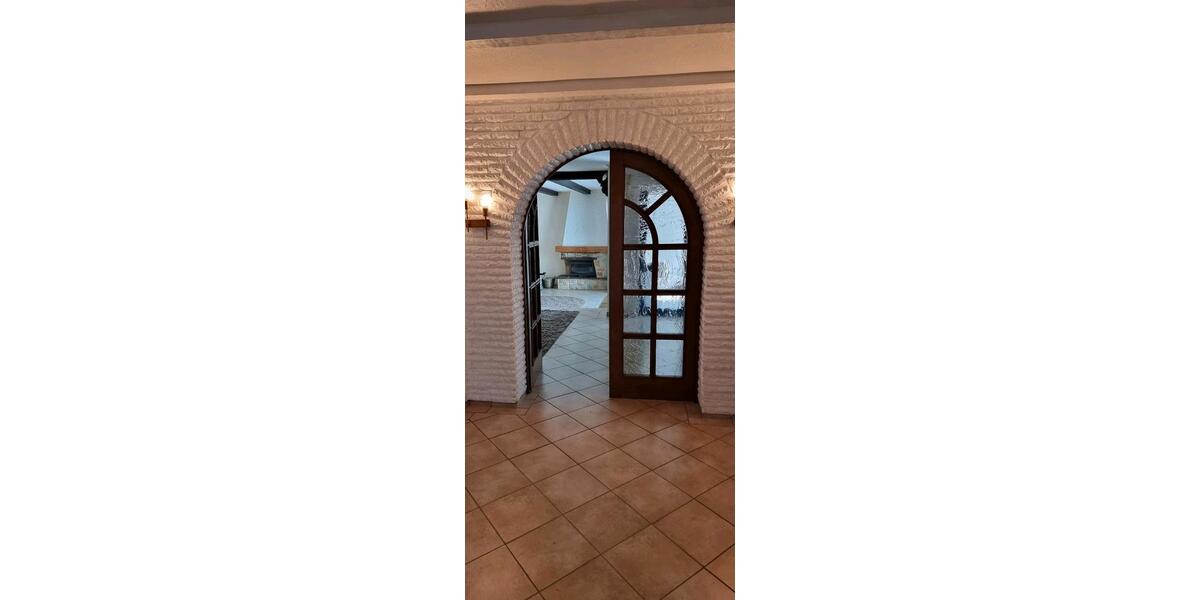 Erdgeschoßwohnung Schloß Holte-Stukenbrock Stukenbrock - 3 Zimmer, 149 m&sup2;, 1.050&euro; | Angebot:26402861