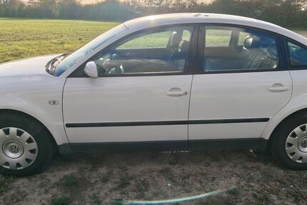 VW Passat 158.000 km 2.099 &euro; Detmold 32758