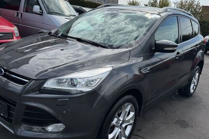 Ford Kuga 188.000 km 7.199 &euro; Paderborn 33100