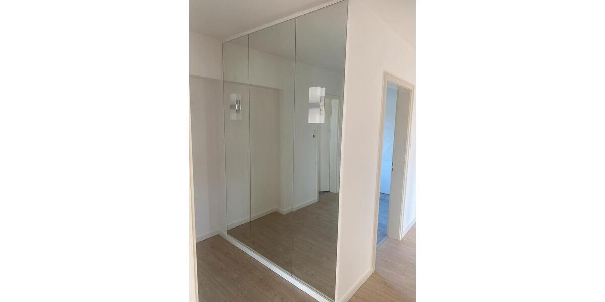 Etagenwohnung Detmold Hiddesen - 4 Zimmer, 100 m&sup2;, 285.000&euro; | Angebot:25391065