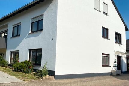 Wohnung Steinheim - 4 Zimmer, 130 m&sup2;, 1.250&euro; | Angebot:25386622