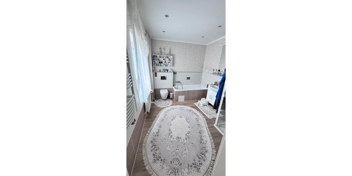 Einfamilienhaus Bad Driburg - 7 Zimmer, 172 m&sup2;, 309.000&euro; | Angebot:26412381
