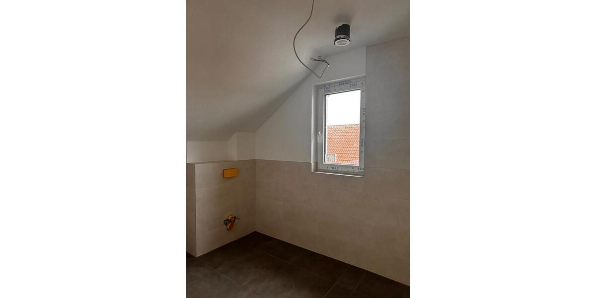 Dachgeschoßwohnung Paderborn - 2 Zimmer, 89 m&sup2;, 1.240&euro; | Angebot:26001836