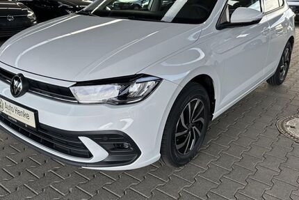 VW Polo 5.475 km 20.999 &euro; Büren 33142