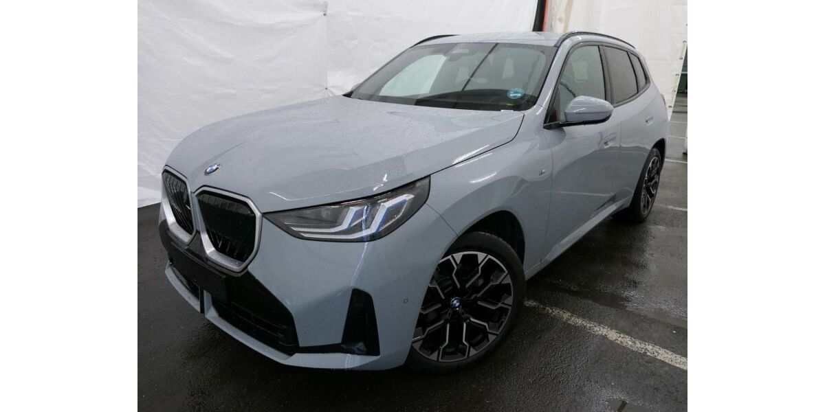 BMW X3 7.800 km 56.840 &euro; Paderborn 33100