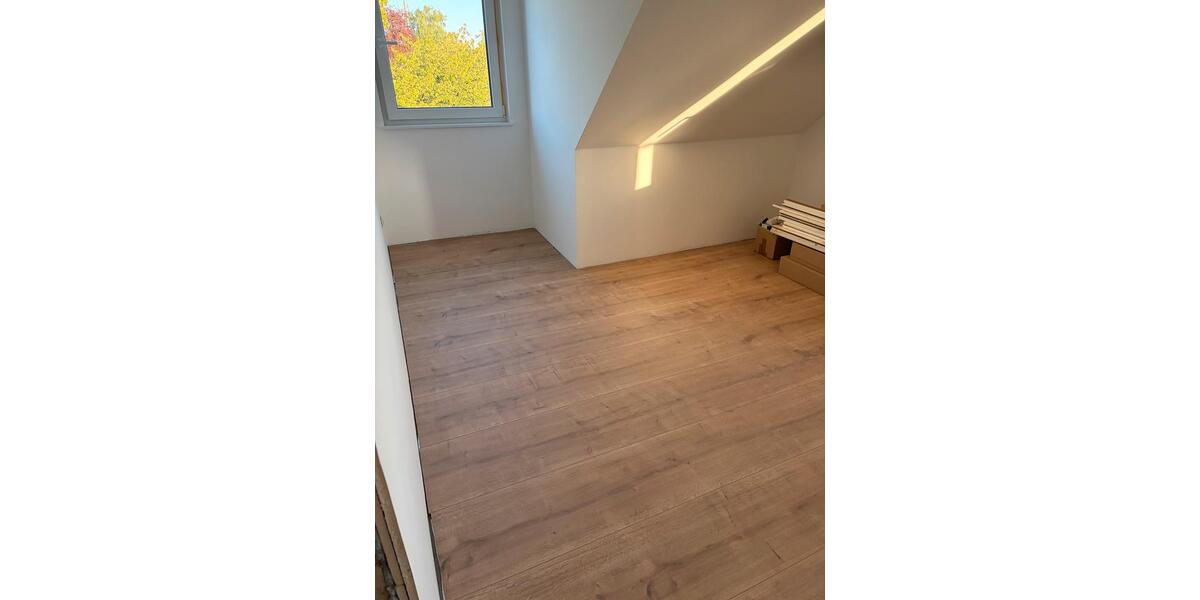 Dachgeschoßwohnung Bad Lippspringe - 3 Zimmer, 65 m&sup2;, 670&euro; | Angebot:26345307
