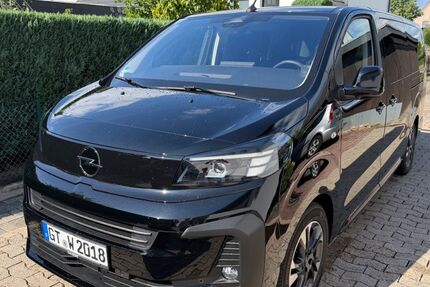 Opel Zafira Life 2.546 km 41.800 &euro; Schloß Holte Stukenbrock 33758