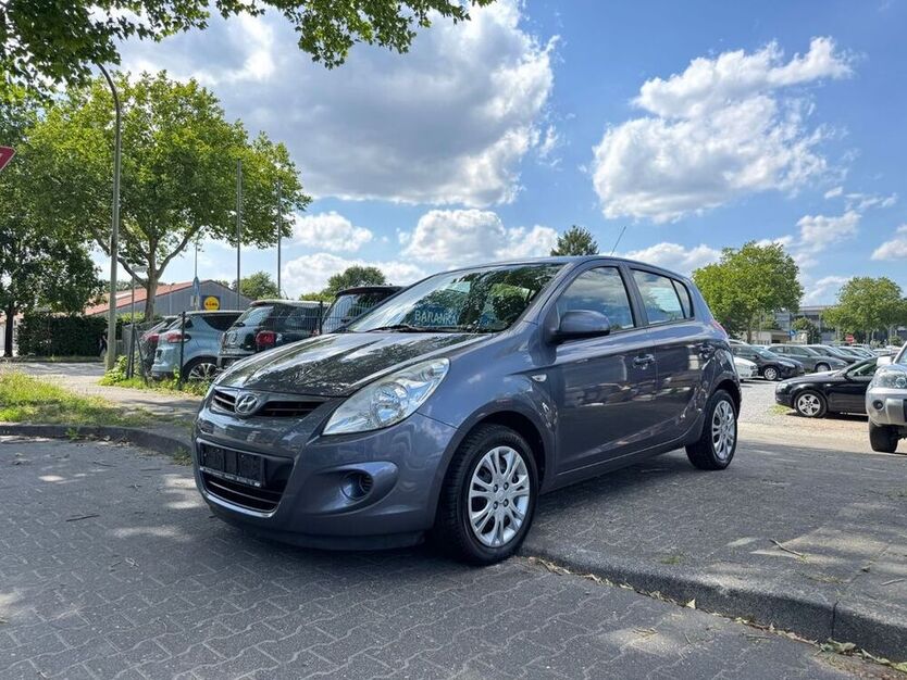 i20