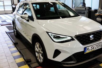 Seat Arona 29.500 km 17.950 &euro; Bad Lippspringe 33175