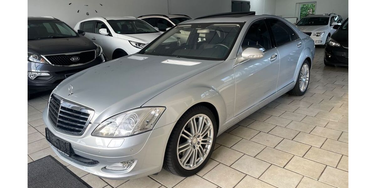 Mercedes-Benz S 350 96.000 km 15.950 € Detmold 32756