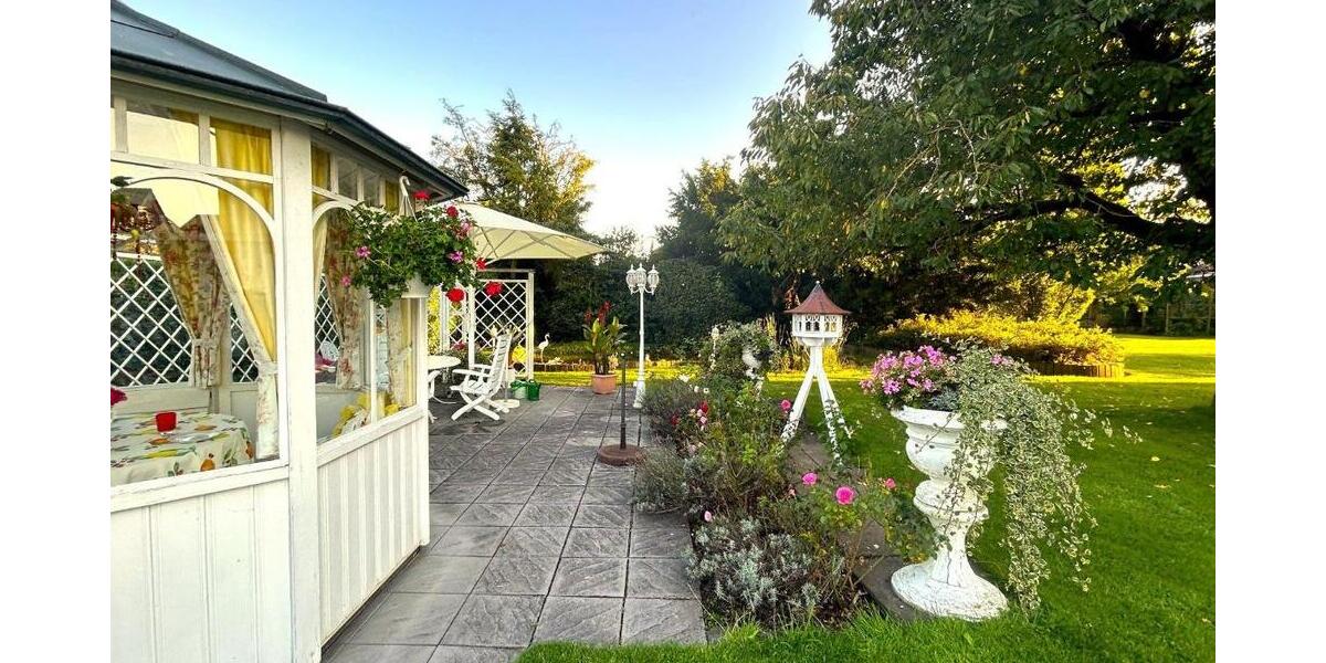 Nahe Paderborn - Exklusive 2 Zi.-Wohnung mit Südbalkon & Garten - 2- Willebadessen | Angebot:27531888