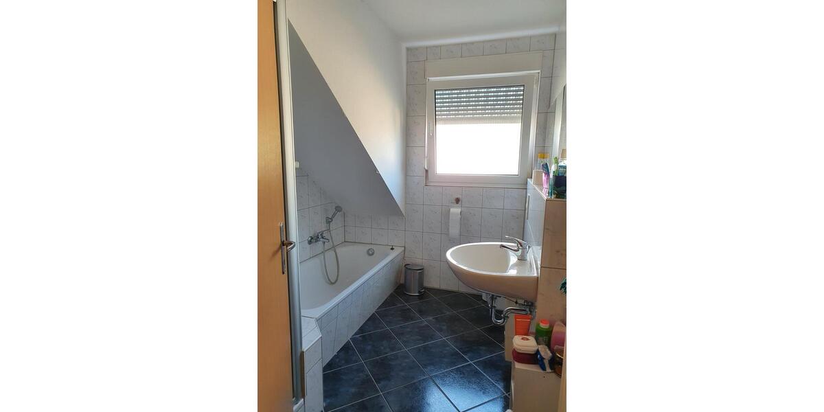 Dachgeschoßwohnung Paderborn Univiertel - 3 Zimmer, 94 m&sup2;, 893&euro; | Angebot:26415678