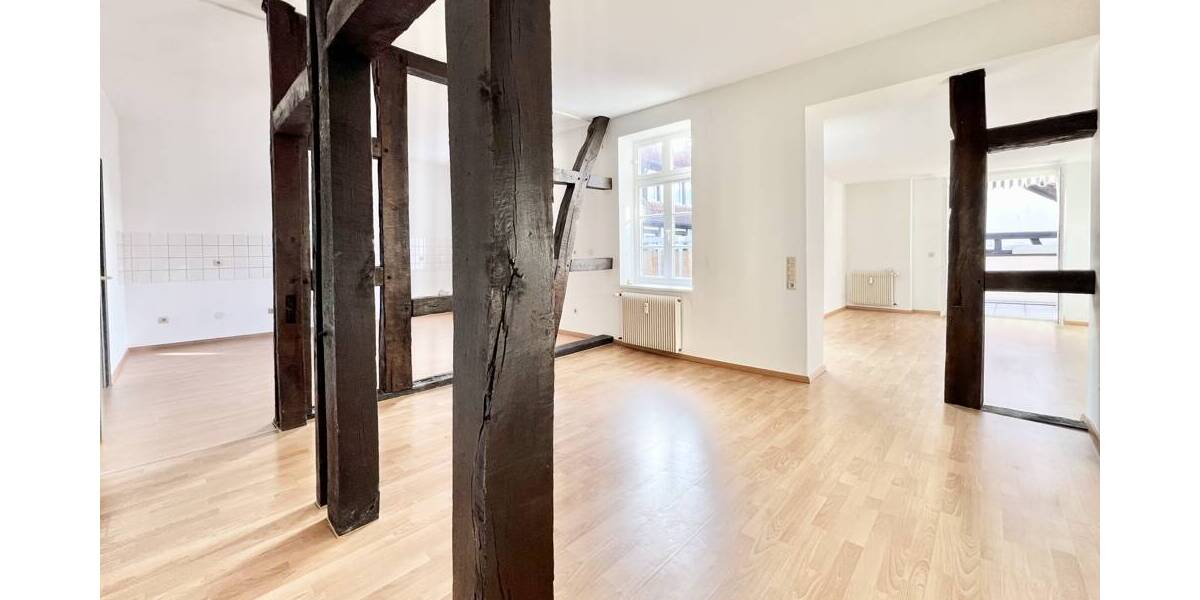 Etagenwohnung Detmold Innenstadt - 2 Zimmer, 93 m&sup2;, 199.000&euro; | Angebot:26093789