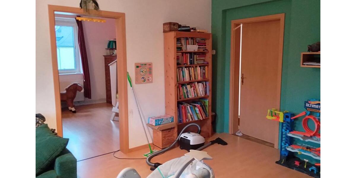 Etagenwohnung Lippstadt Garfeln - 4 Zimmer, 100 m&sup2;, 850&euro; | Angebot:25180525