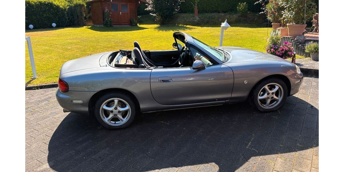 Mazda MX-5 85.670 km 6.250 &euro; Detmold 32760