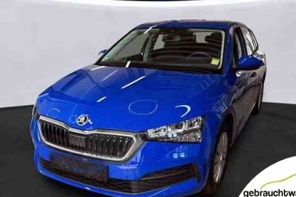 Skoda Scala 11.327 km 17.449 € Detmold 32760